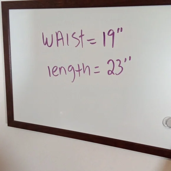 Aeropostale Green Crewneck Sweater Spell Out Logo Unisex Size Medium - Picture 5 of 9